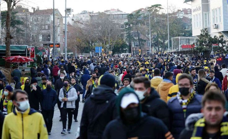 Foto Haber:Spor Toto Süper Lig: Fenerbahçe: 2 - Beşiktaş: 1 (İlk Yarı Sonucu) 1