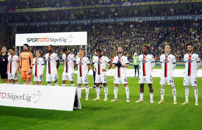 Foto Haber:Spor Toto Süper Lig: Fenerbahçe: 2 - Beşiktaş: 1 (İlk Yarı Sonucu) 8