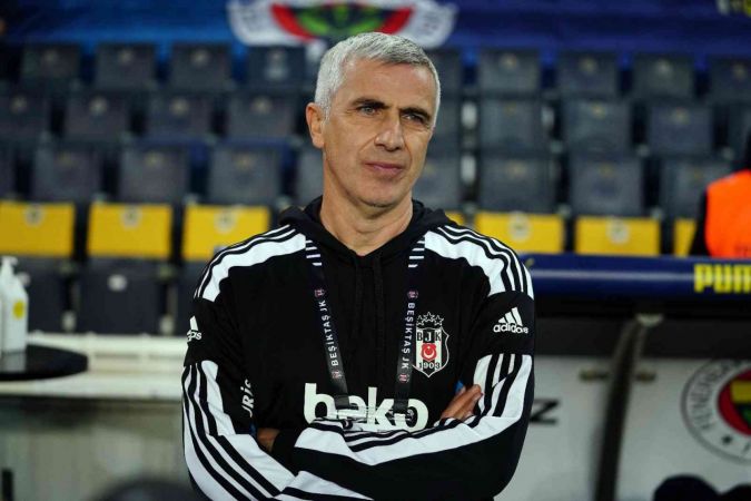 Foto Haber:Spor Toto Süper Lig: Fenerbahçe: 2 - Beşiktaş: 1 (İlk Yarı Sonucu) 11