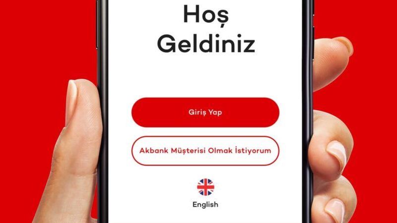 Akbank'tan 26 Yaş Altı Gençlere Duyuru: FAV'a Katıl, 20 TL'lik Alışveriş İndiriminden Yararlan! 1