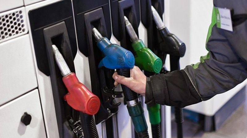 Benzine Zam Geldi Mi? Motorinin Litre Fiyatı Düştü Mü? LPG 'De Son Durum Ne? 31 Ağustos 2022 Ankara, İzmir, İstanbul, Gaziantep Güncel Akaryakıt ve LPG Fiyatları 1