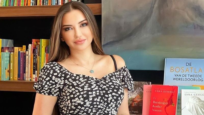 Klinik Psikolog Esra Ezmeci Özel Hayatlar Üzerinde Etkili Olmaya Başladı: “Sizi Dinledim, Evli Adamdan Ayrıldım...” 2