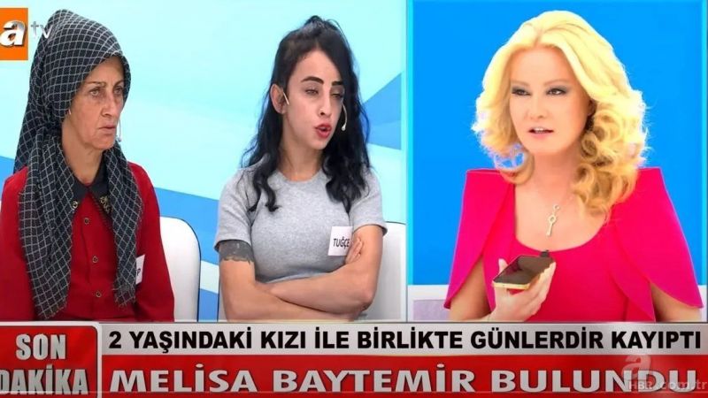 Müge Anlı’nın Programında Bayılan Kadın Feci Şekilde Kafa Üstü Düştü! Kadının Sağlık Durumuyla İlgili Son Dakika Bilgisi Geldi! 1