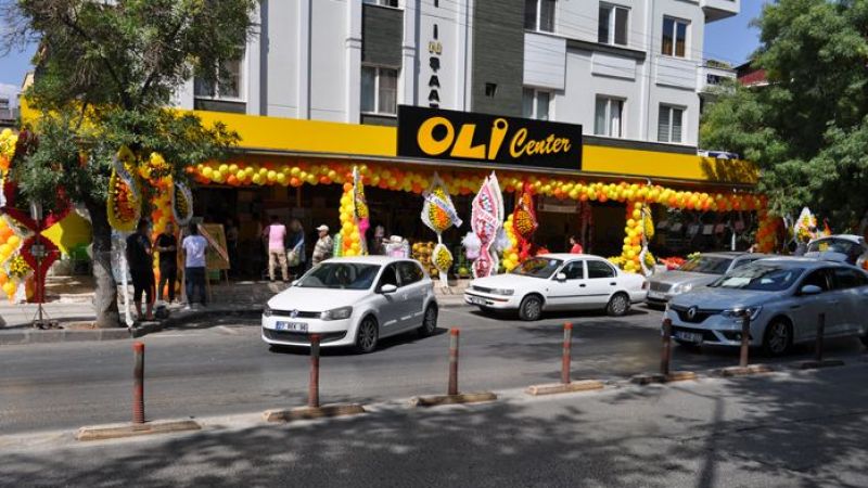 Oli Market'te Hafta Sonu İndirimi Erken Geldi! Bakliyat, Sıvı Yağ Ve Un Fiyatları Dibe Çekildi! 5 Kilogramlık Un 59 TL'ye Düştü! 1