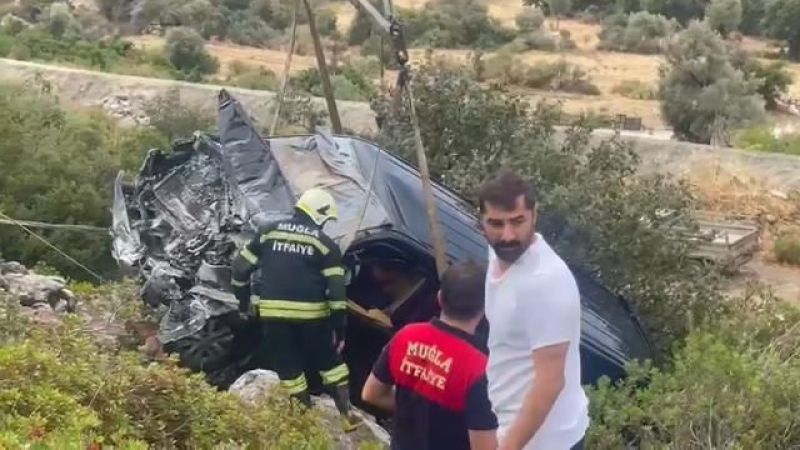 Trafik Kazası Geçirmişti, Aramayanları Tek Tek Listeledi! İbrahim Tatlıses’ten Dostlarına Sitem Dolu Sözler! “Bir Telefon Kadar Yakınsın, Aramıyorsun…” 4