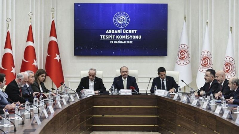 Asgari Ücret Tespit Komisyonu’nun Toplanmasına Sayılı Günler Kala Açıklama Geldi! İşverenler Asgari Ücret Çıkışını Yaptı! İşte 2023 Yılı Asgari Ücreti… 2