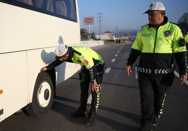 Gaziantep'te araç sahipleri DİKKAT! 1 Aralık itibariyle başlıyor... Yapmayana anında 1152 TL ceza yazılıyor... 2