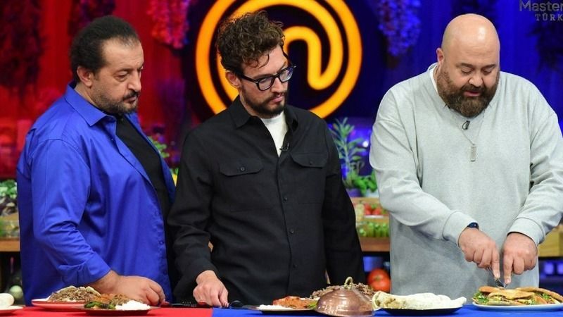 Heyecan yükseldi; yarı finale ilk yükselen isim belli oldu! MasterChef finale bir adım daha yaklaştı! İşte MasterChef final tarihi… 1