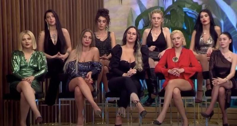 Dün eleme gecesiydi, bugün yeni damat adayı gelecek! Kısmetse Olur Aşkın Gücü programında neler oluyor? Her şey ifşa oldu… 3