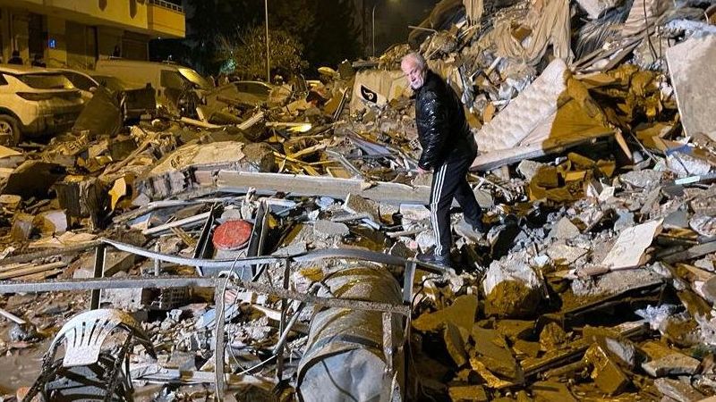 Gaziantep'te Büyük Dayanışma! Birçok Firma Ücretsiz Yemek Dağıtımına Başladı! Oteller, Depremzedelerin Hizmetine Sunuldu! 1