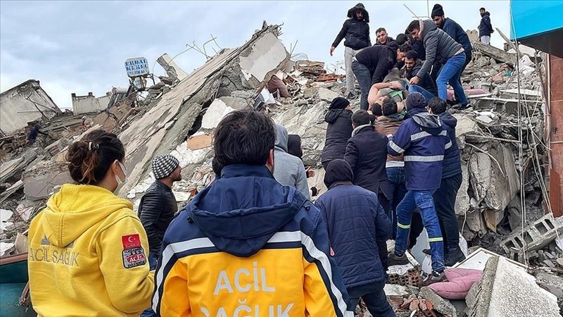 Aile ve Sosyal Hizmetler Bakanlığı'ndan Deprem Bölgesine Yardım! 250 Milyon TL Aktarılacak! 2