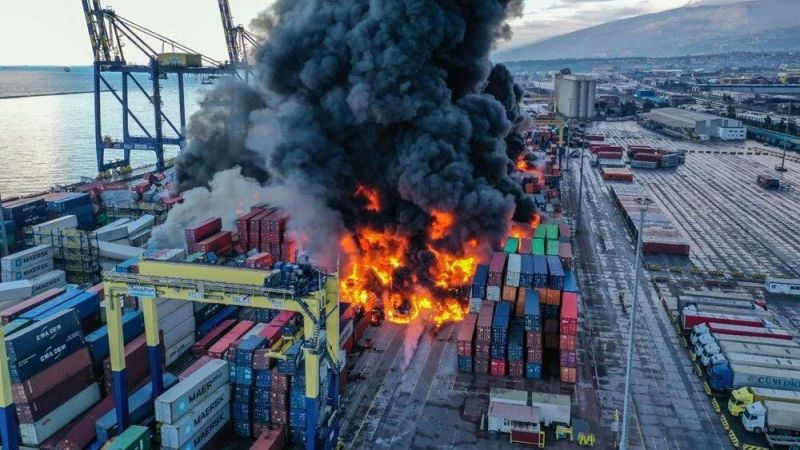 Deprem Sonrası Hasar Devam Ediyor! İskenderun Limanında Çökmeler Var! 3