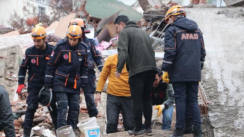 Deprem bölgelerine yardım etmek isteyenlerin dikkatine: AFAD, ihtiyaç listesini az önce paylaştı! “Öncelikli ihtiyaçlara ağırlık verin…” 1