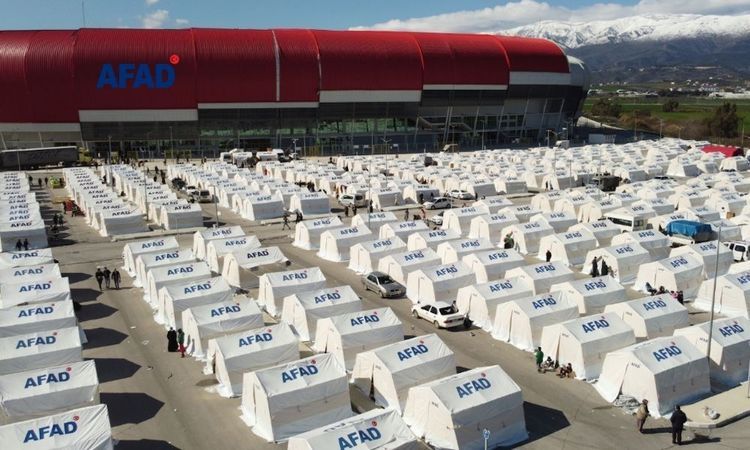 Deprem bölgesinden ayrılmak isteyenler için tahliye noktaları belli oldu! AFAD, her il için tek tek açıkladı! İşte liste 1