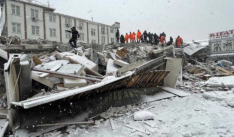 Deprem bölgesinde eğitime verilen araya ilişkin Bakan Mahmut Özer konuştu! Tüm Türkiye’yi ilgilendiriyor: Ara o tarihe kadar uzadı 1