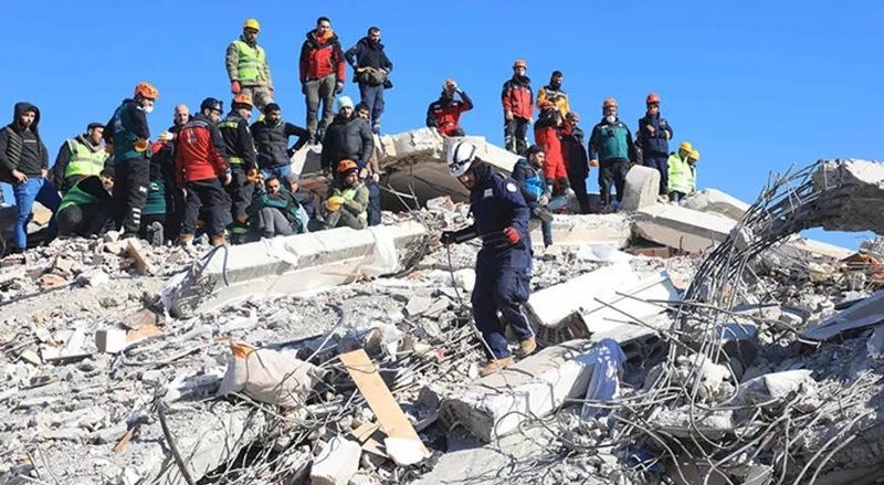 Yaşanan deprem, tüm dünyayı harekete geçirdi! Arnavutluk: “Türkiye ile dayanışma içerisindeyiz” dedi ve hamlesini hemen yaptı! 2