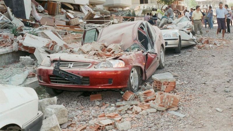 Büyükşehir Belediyesi, Öngörülen İstanbul Depremi İçin Harekete Geçti! 2000 Yılı Öncesine Ait Binalar İçin Ücretsiz Denetleme Hizmeti Sunulacak! 3