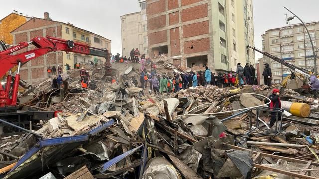 AK Partili İsim Açıkladı! Elazığ Da Afet Bölgesi Olarak Değerlendirilecek! 2