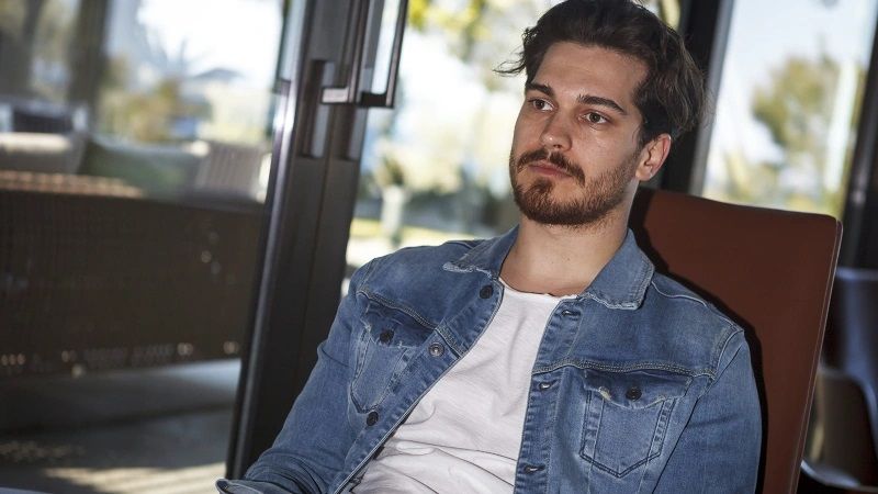 Çağatay Ulusoy'un Yeni Dizisi Olay Yarattı! Kübra Dizisinin Kadın Başrol Oyuncusu Da Belli Oldu! 4