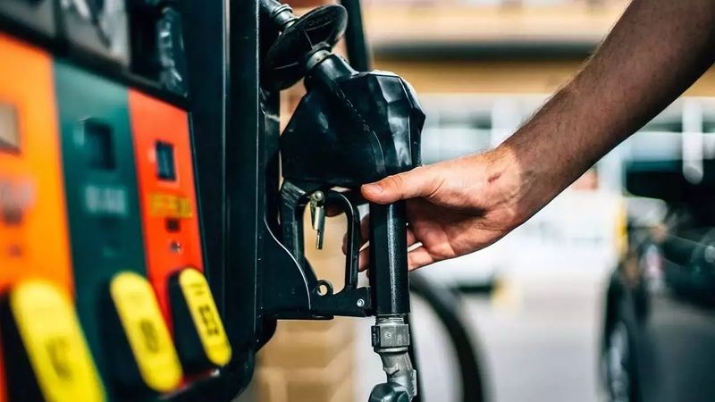 Petrol fiyatları önce çıktı, sonra düştü! Akaryakıt fiyatları için indirim umudu doğdu! İşte 9 Mart 2023 Gaziantep güncel akaryakıt fiyatları 2