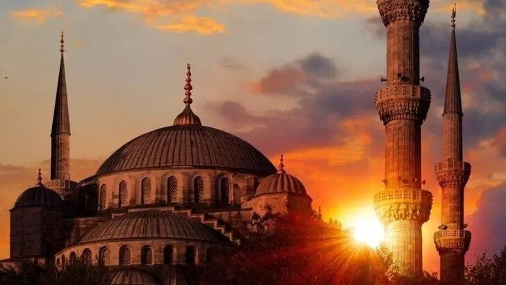 Kadir Gecesi Tarihi! 2023 Diyanet Takvimine Göre Kadir Gecesi Hangi Güne Denk Geliyor? 3