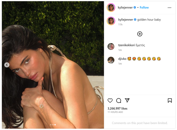 Kylie Jenner ufak bikinisiyle güneşin tadını çıkardı! Moda ikonu güneşlendiği o anları takipçilerinin beğenisine sundu 3