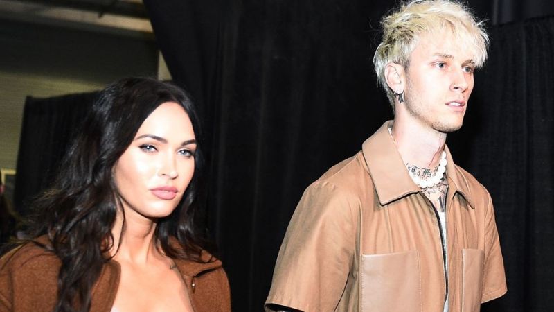 Megan Fox ayrılığa dayanamadı! Nişanlısı Machine Gun Kelly'e geri döndü! 1