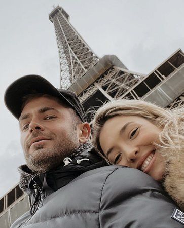 Sude Burcu ve Mert Öcal’dan romantik paylaşım! İki isim Paris’te kıskandıran pozlar verdi! 2