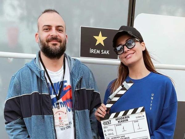 İrem Sak yazdı, abisi çekti! Modern Kadın, Cannes’da tanıtıldı! 3