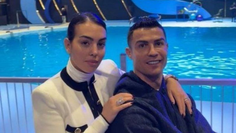 Cristiano Ronaldo ve sevgilisi arasında neler oluyor? Ronaldo açtı ağzını yumdu gözünü! Milyonlarca hayranı duyduklarına inanamadı 2