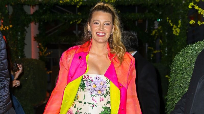 Blake Lively dördüncü çocuğundan sonra kameralar karşına geçti! Ünlü ismin son hali herkesi şaşırttı! 2