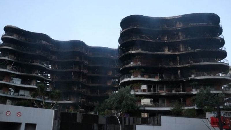 İzmir’deki yangına dair açıklama geldi! İbrahim Tatlıses yangına dair açıklamayı sosyal medya hesabından yaptı! 1