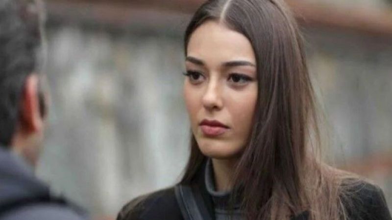 Dilan Çiçek Deniz'in sağlık durumu hayranlarını endişelendirdi! Omzundan ameliyat geçirdi! Resmi açıklama henüz gelmedi... 1