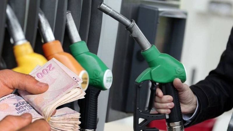 Motorinde en düşük seviye: Önce kötü, sonra iyi haber geldi! İşte 3 Mayıs 2023 Gaziantep güncel benzin, motorin ve LPG fiyatları 1