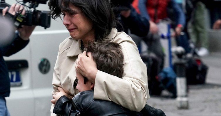 Belgrad’daki İlkokul Saldırısı: Kanlı Katliamda 9 Kişi Hayatını Kaybetti! Okuldaki Öğrencilere Ateş Açan Saldırganın 7. Sınıf Öğrencisi Olduğu Ortaya Çıktı! 1