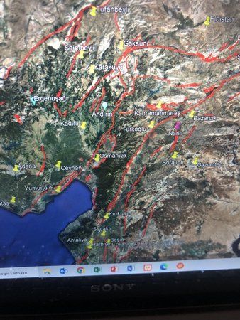 Adana’da Meydana Gelen Deprem Sonrasında Uyardı! Naci Görür Depreme Dair Yorumlarını Paylaştı! 4