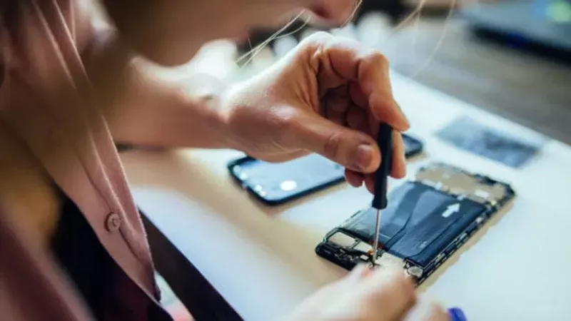 Electronics Hub’dan Dikkat Çeken Araştırma! İşte En Kolay Tamir Sürecine Sahip Cep Telefonları! 3