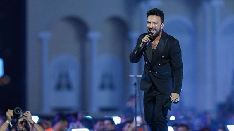 Tarkan eşiyle oyunu kullandı! Kimse beklemiyordu! Sandık başında etrafı sarıldı! 2