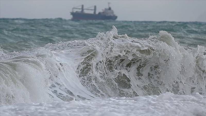 7,6 deprem sonrası halk sokaklara döküldü! Deprem sonrası tsunami tehlikesi… 3