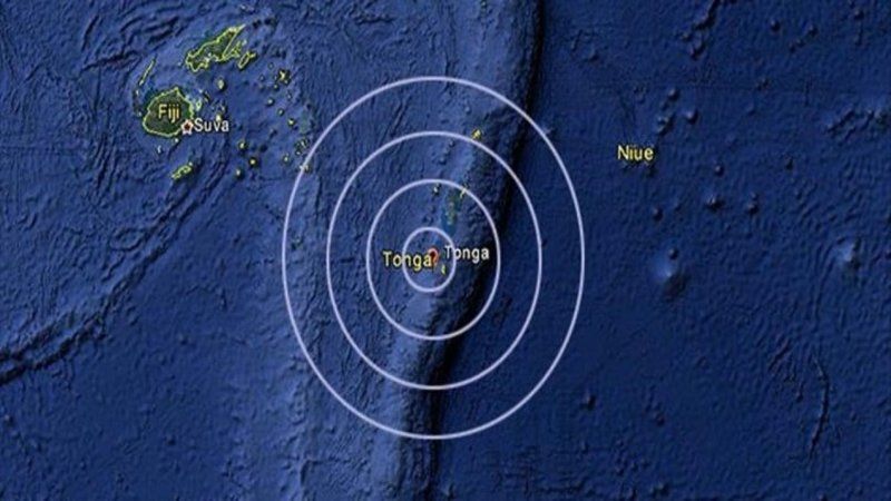 7,6 deprem sonrası halk sokaklara döküldü! Deprem sonrası tsunami tehlikesi… 1