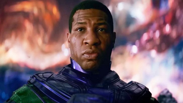 Dünyaca ünlü film yıldızı Jonathan Majors dün mahkemeye çıktı! Kadına şiddet davasında yargılanıyor… 2