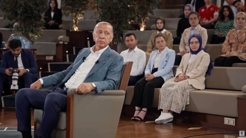 Erdoğan'dan Kızılay'a: "Kızılay, Böyle Bir Çadır Satma İşine Giremez!" 3