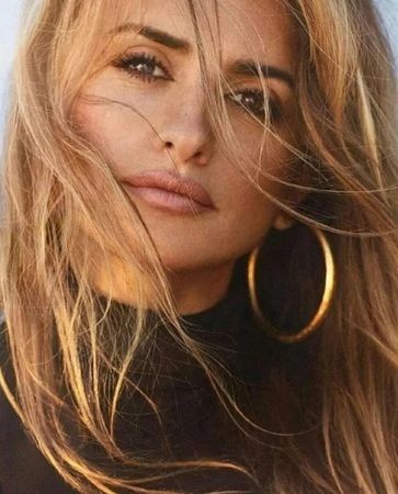 50’li yaşlarında 20’lik genç kızlara taş çıkartıyor! Penelope Cruz’un yıllara meydan okuyan bakım sırrı! 5