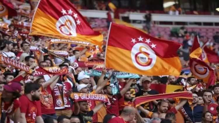 Galatasaray önümüzdeki sezonun seyircisini garantiledi! Satışa sunulan kombine biletlerin hepsi tükendi! 2