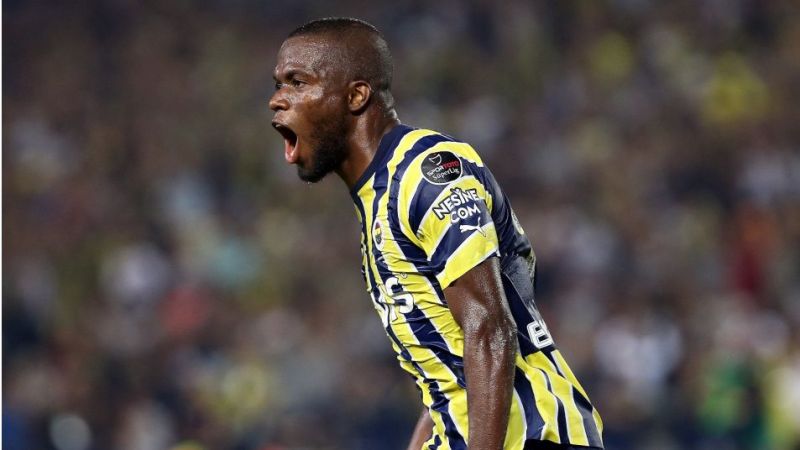 Ünlü futbolcu Enner Valencia’nın hayatı film olacak! Çok az kaldı… 3