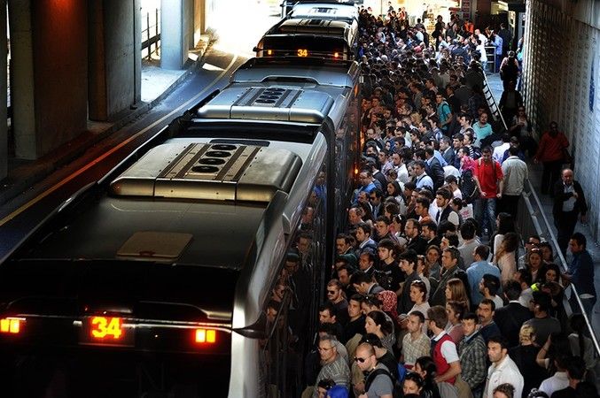 19 Mayıs günü toplu taşıma ücretsiz mi olacak? İşte merak edilenler! 2