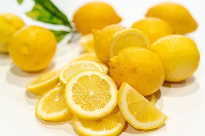 Taze limonları tam 1 yıl boyunca bu teknikle saklamak mümkünmüş! Küflenmiyorlar 1