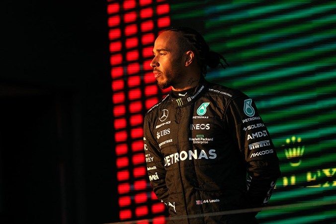 Lewis Hamilton, Ferrari iddialarını reddetti: Takım değiştirmeyecek! 1