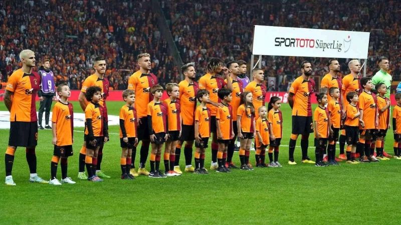 Galatasaray'dan yeni tedbirler! Fenerbahçe derbisi abartılı şovları iptal etti! 2