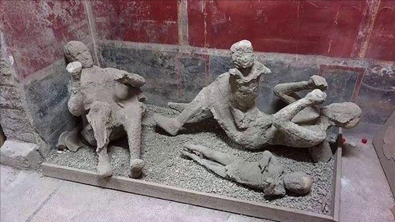 Tarihi yeniden yazacak keşif! Pompeii'deki üç yeni kalıntı bulundu 2